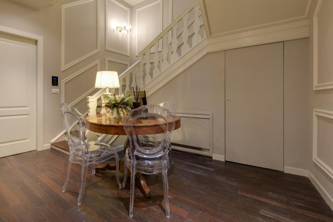 Palazzo Duomo Suites In Udine Center Екстериор снимка